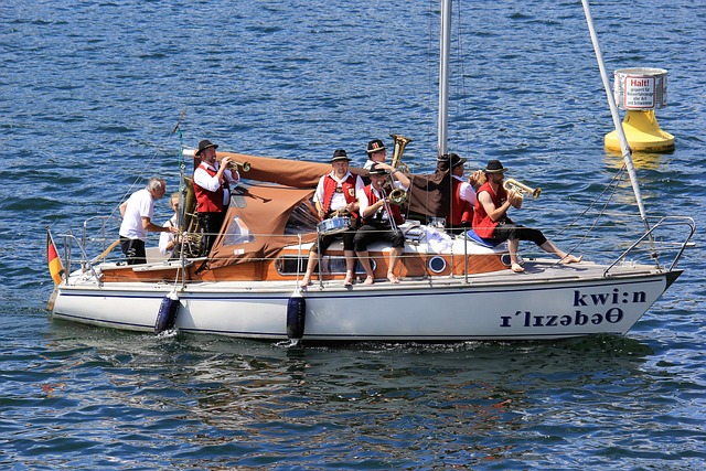 人津津乐道 人津津乐道